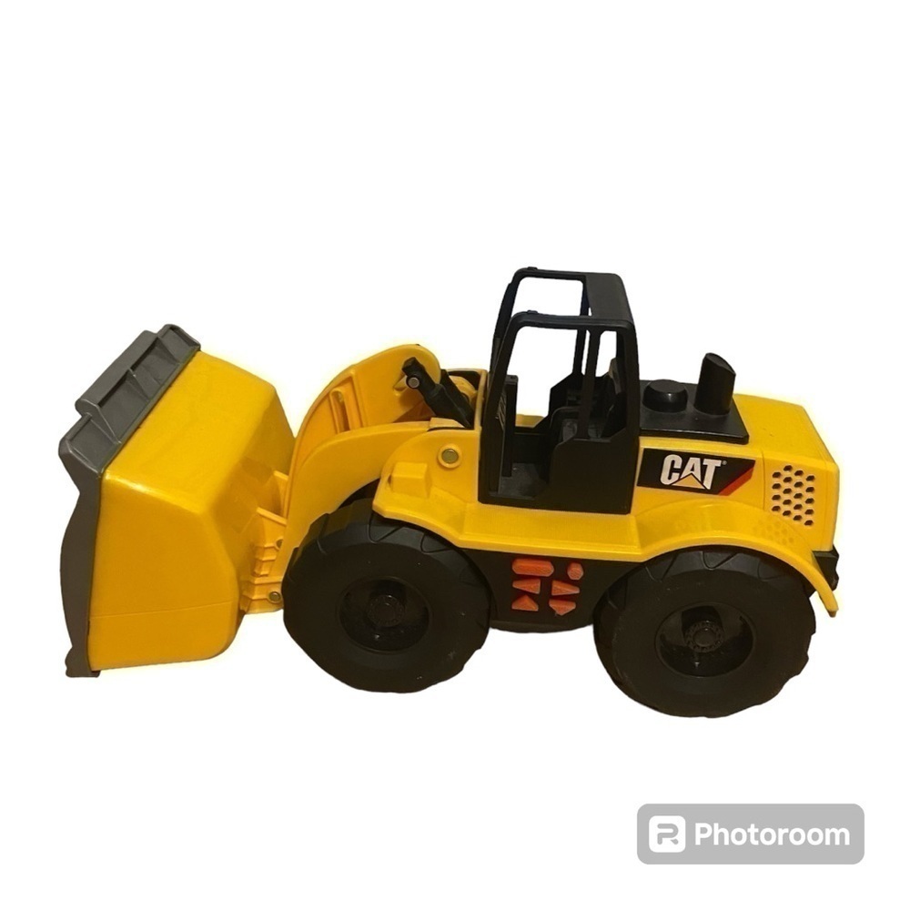 Caterpillar Job Site Machine Wheel Loader Moving Button Activated Up and Down